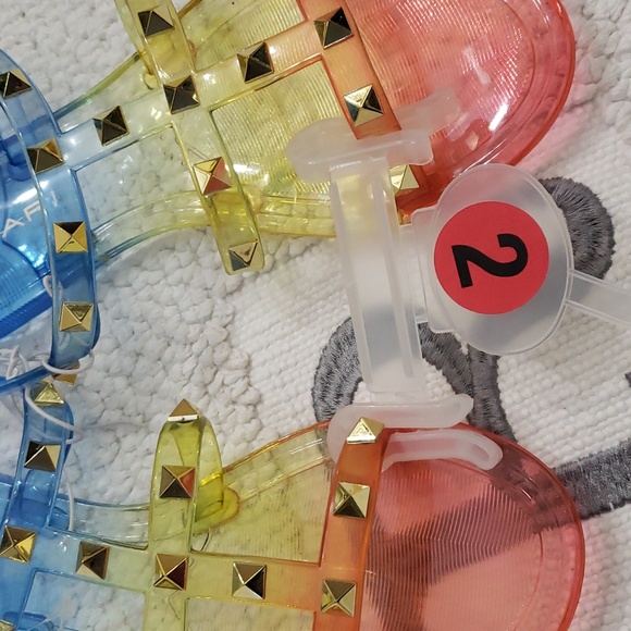 TAHARI JELLY SANDALS - Picture 4 of 8